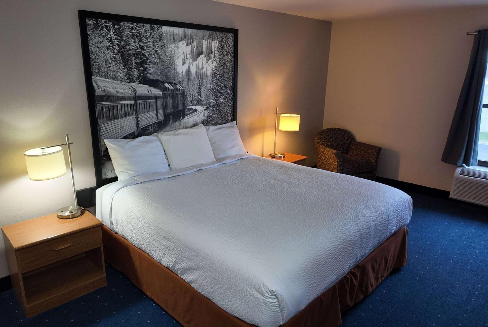 Super 8 By Wyndham Hampshire Il Hotell Exteriör bild